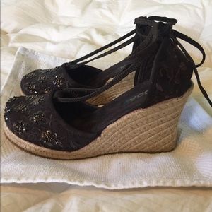 SODA Espadrilles Wedge with Ankle Tie-Size 5 1/2